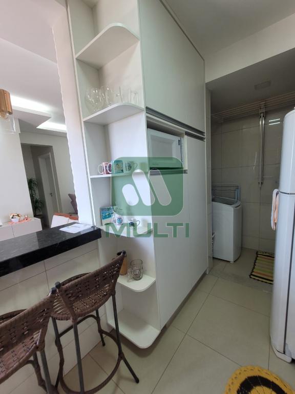 Apartamento à venda com 2 quartos, 50m² - Foto 4