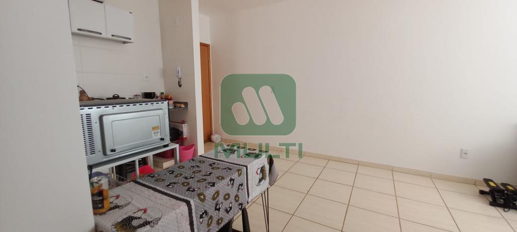 Apartamento à venda com 2 quartos, 51m² - Foto 3