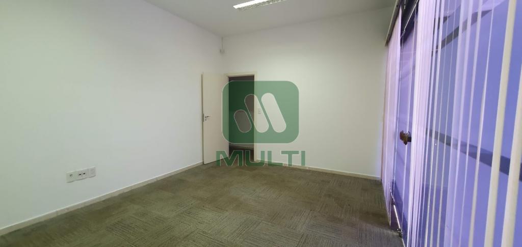 Conjunto Comercial-Sala à venda com 1 quarto, 46m² - Foto 2