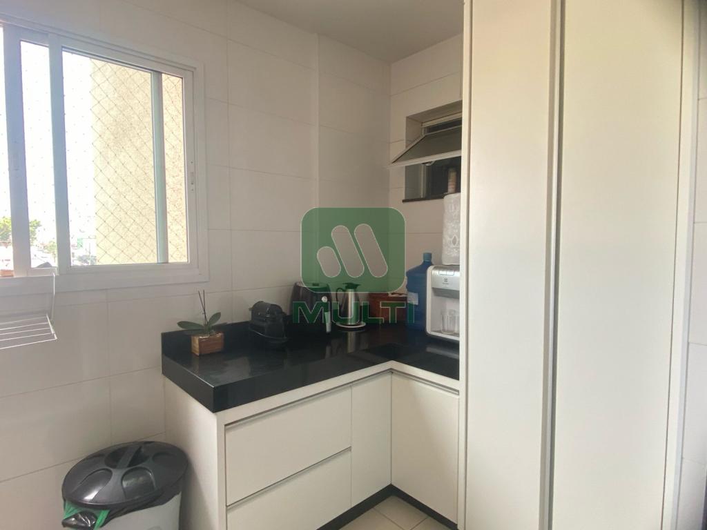 Apartamento à venda com 3 quartos, 120m² - Foto 12