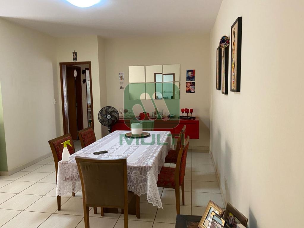 Apartamento à venda com 1 quarto, 96m² - Foto 3