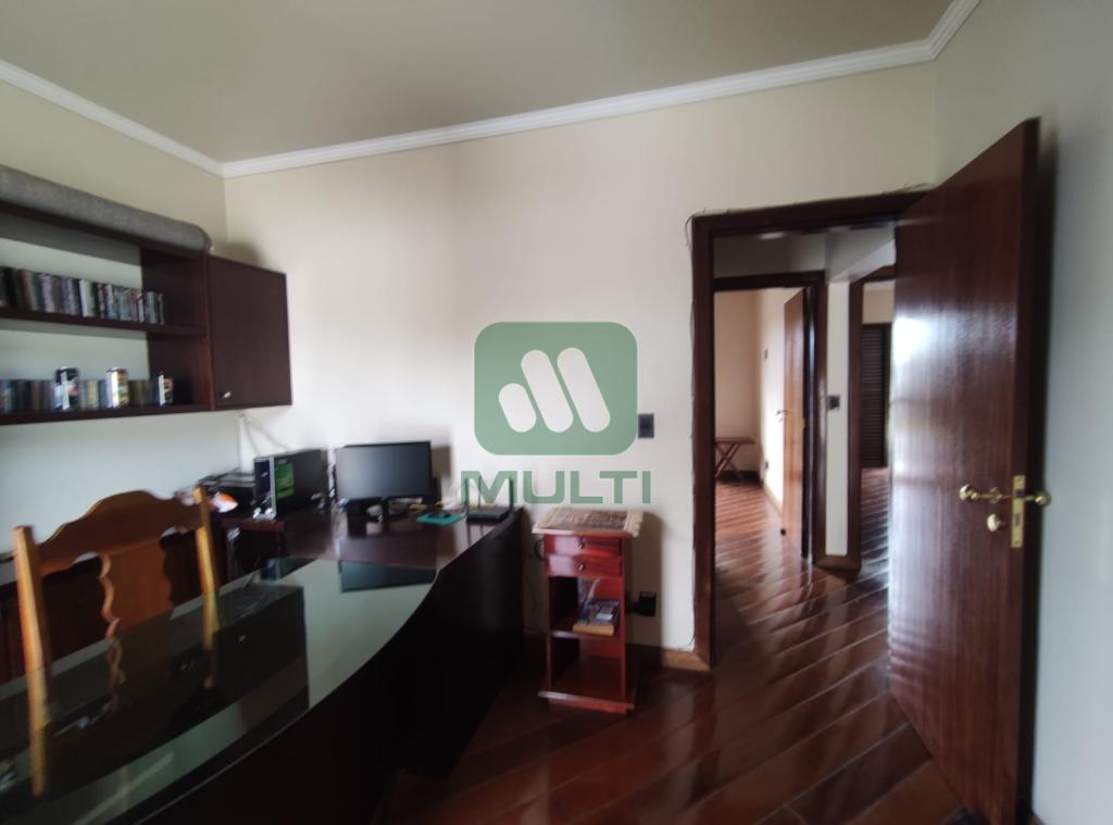 Casa à venda com 4 quartos, 402m² - Foto 15