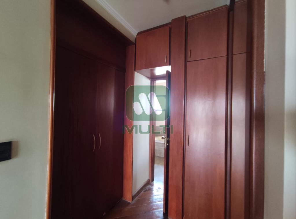 Casa à venda com 4 quartos, 402m² - Foto 24