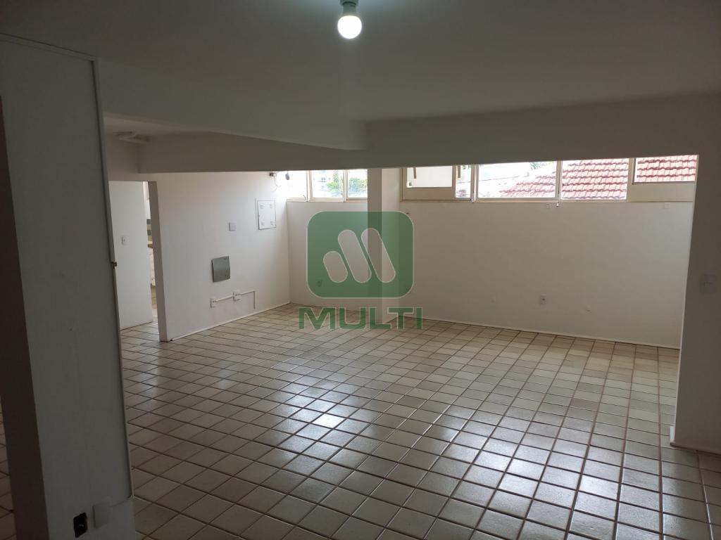 Prédio Inteiro à venda com 8 quartos, 311m² - Foto 3