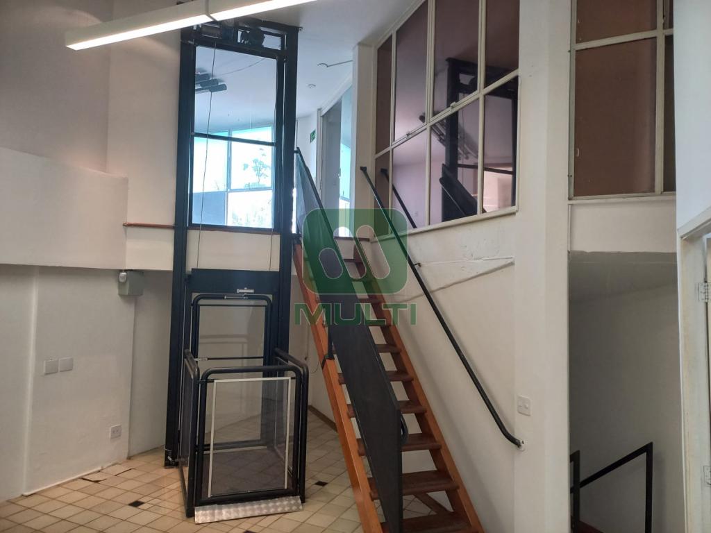 Prédio Inteiro à venda com 8 quartos, 311m² - Foto 6