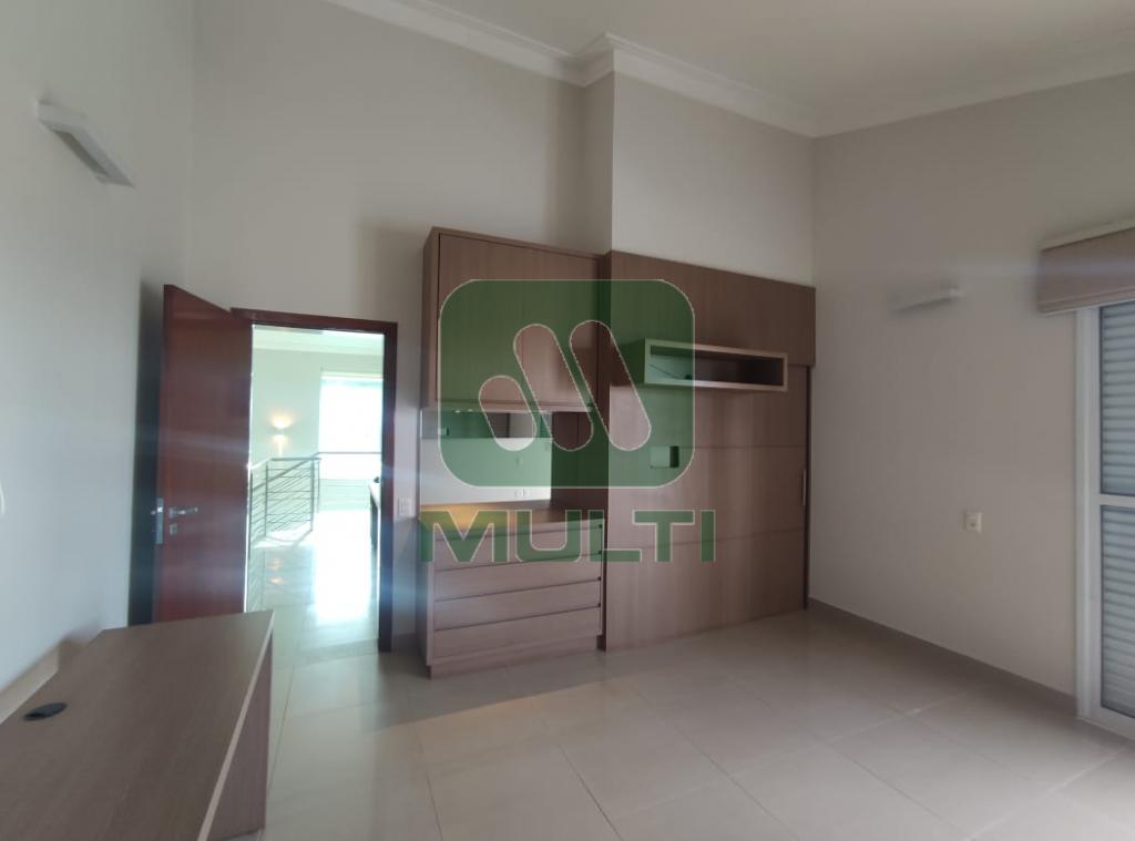 Casa de Condomínio à venda com 4 quartos, 311m² - Foto 11