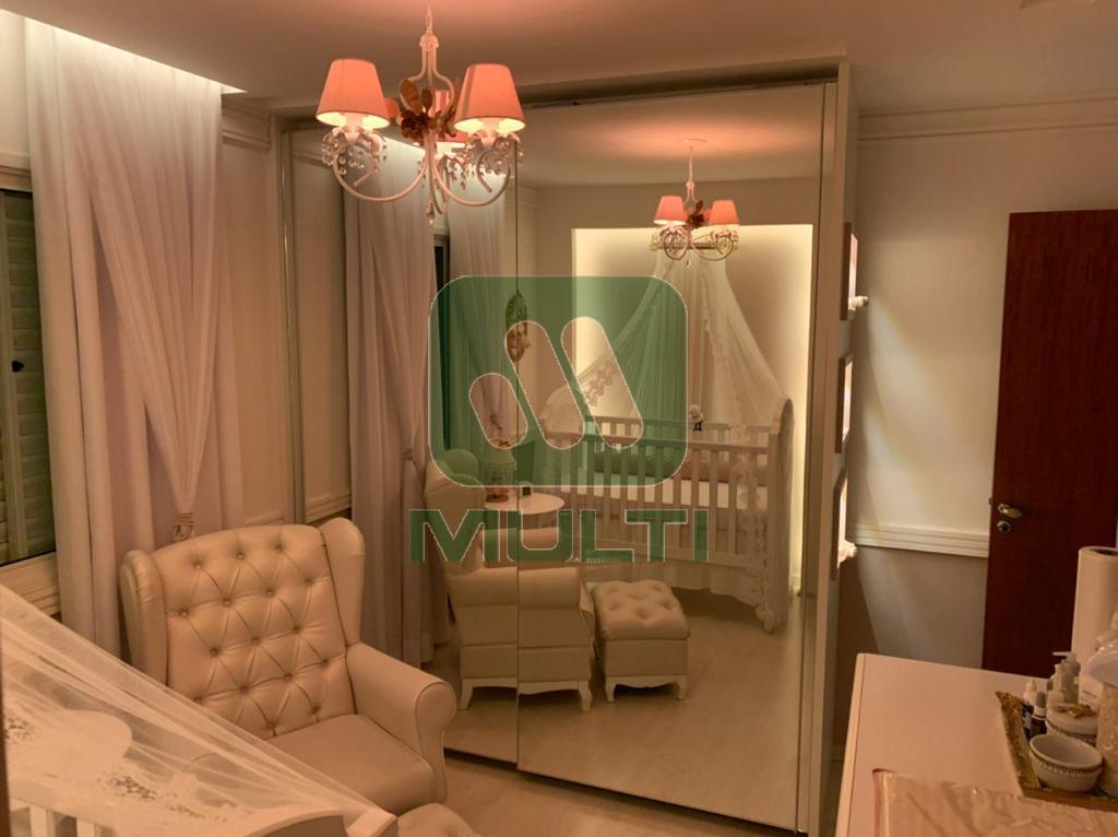 Apartamento à venda com 3 quartos, 140m² - Foto 14