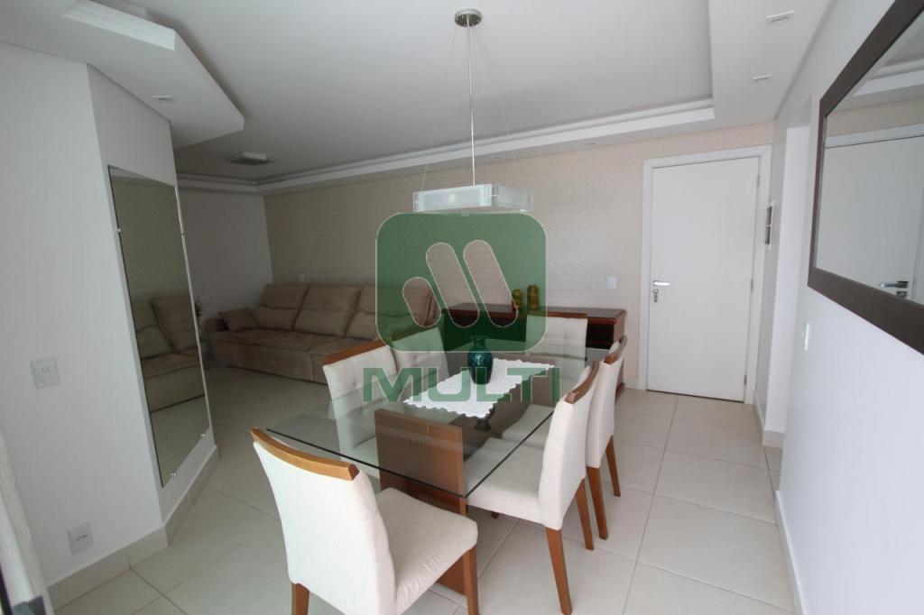 Apartamento à venda com 3 quartos, 86m² - Foto 3