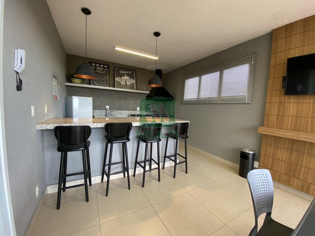 Apartamento à venda com 2 quartos, 60m² - Foto 13