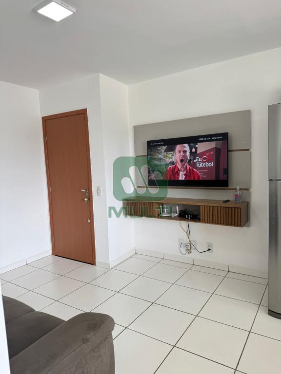 Apartamento à venda com 2 quartos, 55m² - Foto 2