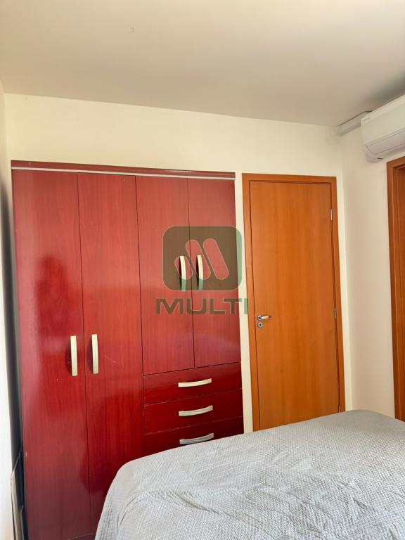 Apartamento à venda com 2 quartos, 55m² - Foto 11