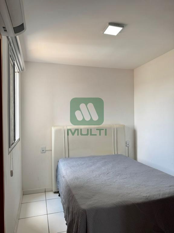 Apartamento à venda com 2 quartos, 55m² - Foto 13