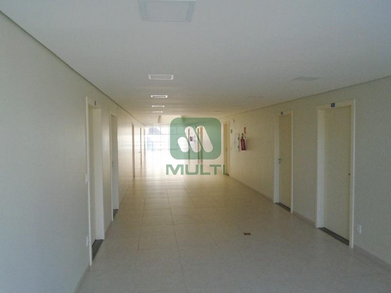 Prédio Inteiro à venda com 1 quarto, 947m² - Foto 10