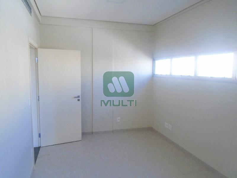 Prédio Inteiro à venda com 1 quarto, 947m² - Foto 31