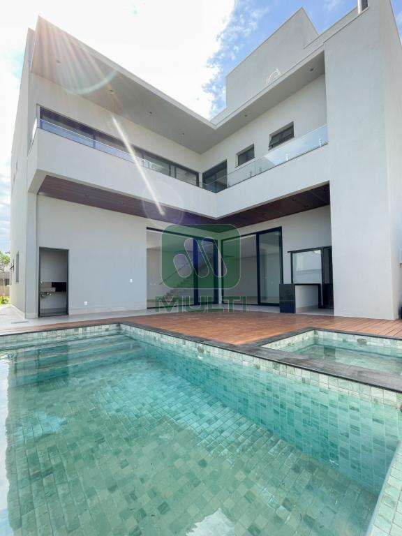 Casa de Condomínio à venda com 4 quartos, 421m² - Foto 3