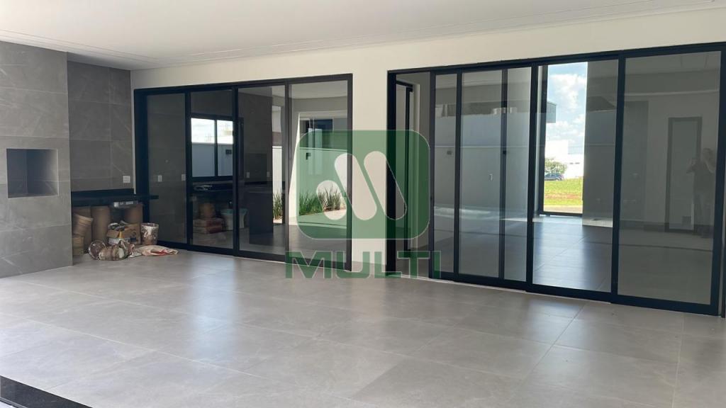 Casa de Condomínio à venda com 3 quartos, 241m² - Foto 7