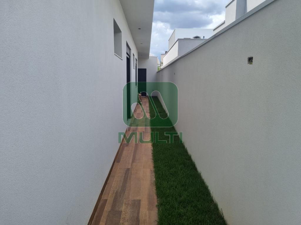 Casa de Condomínio à venda com 3 quartos, 224m² - Foto 20