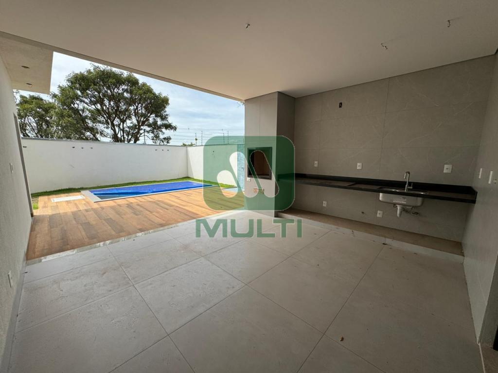 Casa de Condomínio à venda com 3 quartos, 224m² - Foto 33