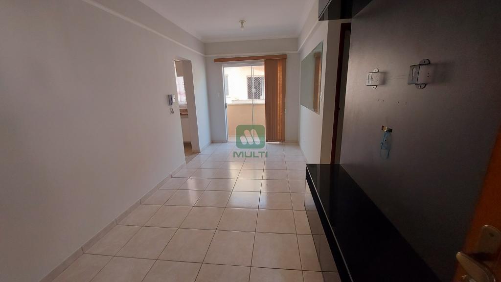 Apartamento à venda com 2 quartos, 51m² - Foto 2