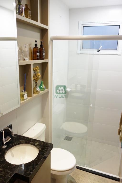 Apartamento à venda com 2 quartos, 56m² - Foto 18