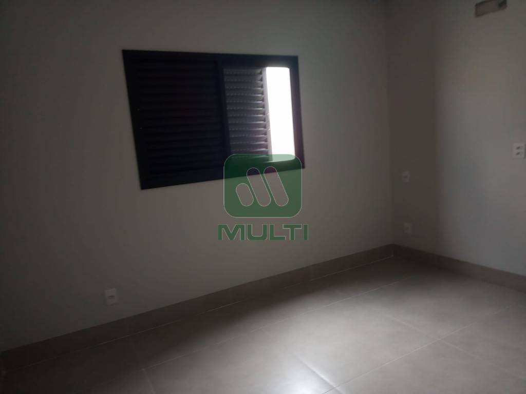 Casa à venda com 3 quartos, 170m² - Foto 7