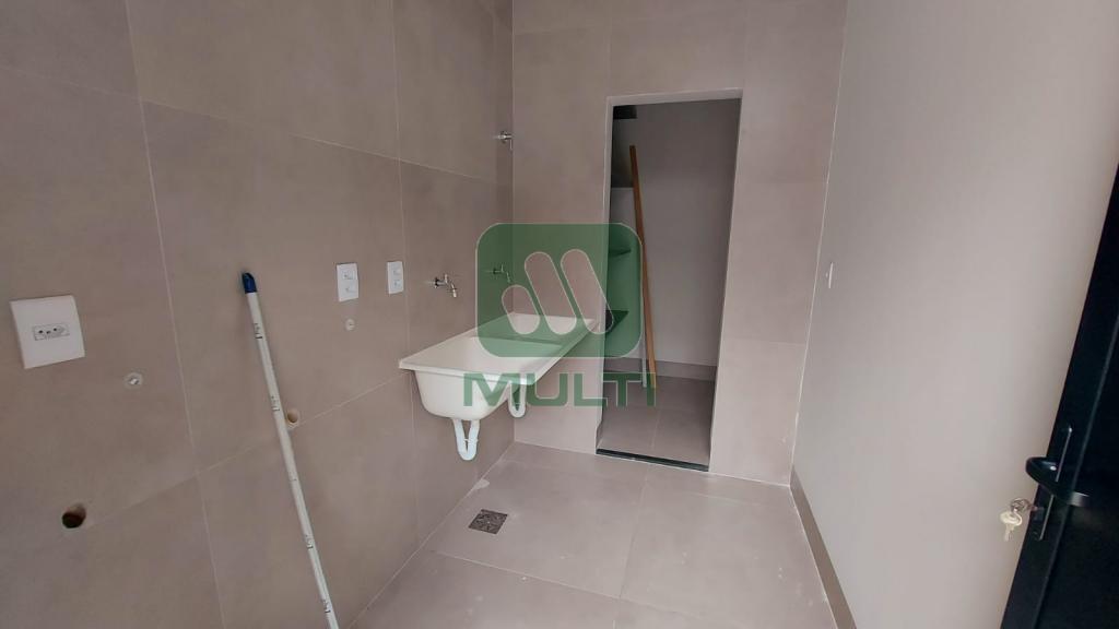 Casa à venda com 3 quartos, 210m² - Foto 21