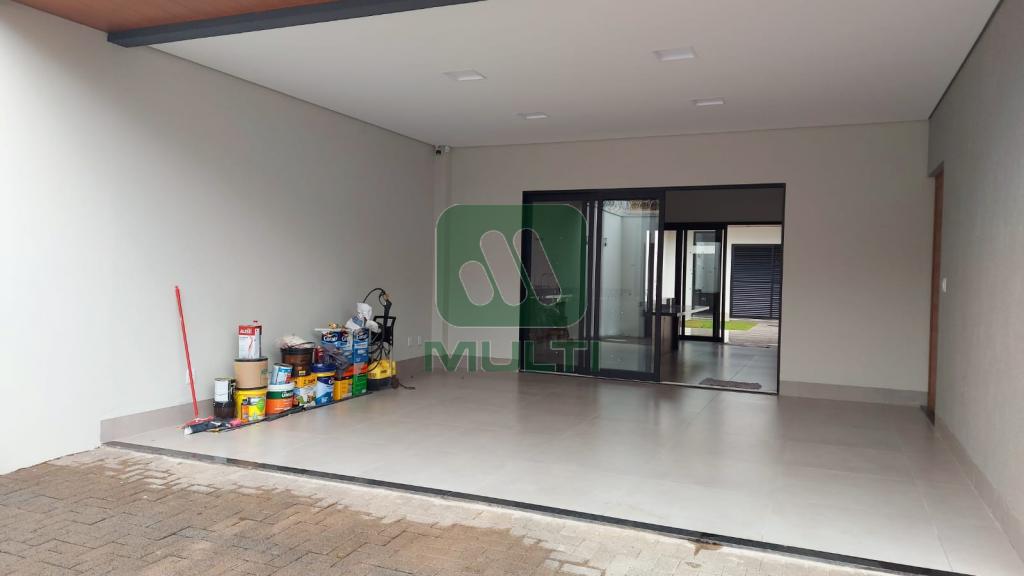 Casa à venda com 3 quartos, 210m² - Foto 22