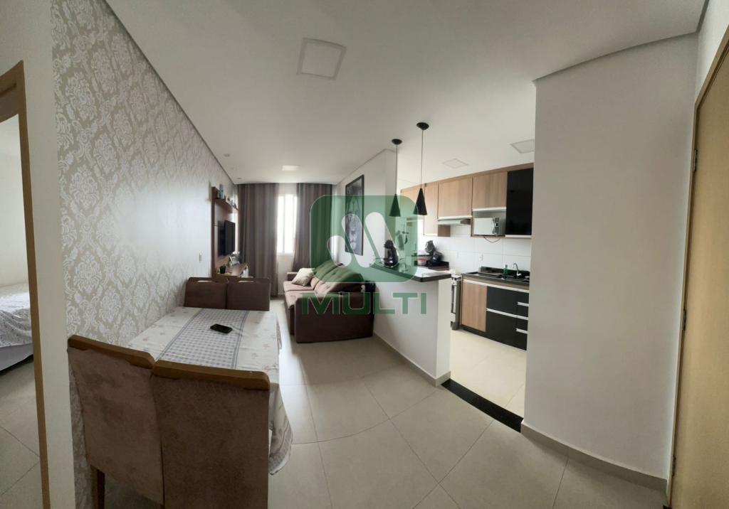 Apartamento à venda com 2 quartos, 53m² - Foto 2