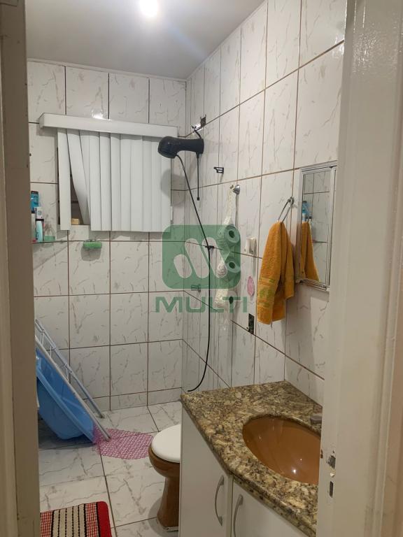 Casa à venda com 3 quartos, 200m² - Foto 7