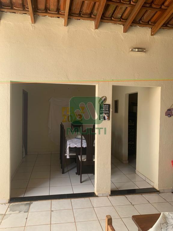 Casa à venda com 3 quartos, 200m² - Foto 13