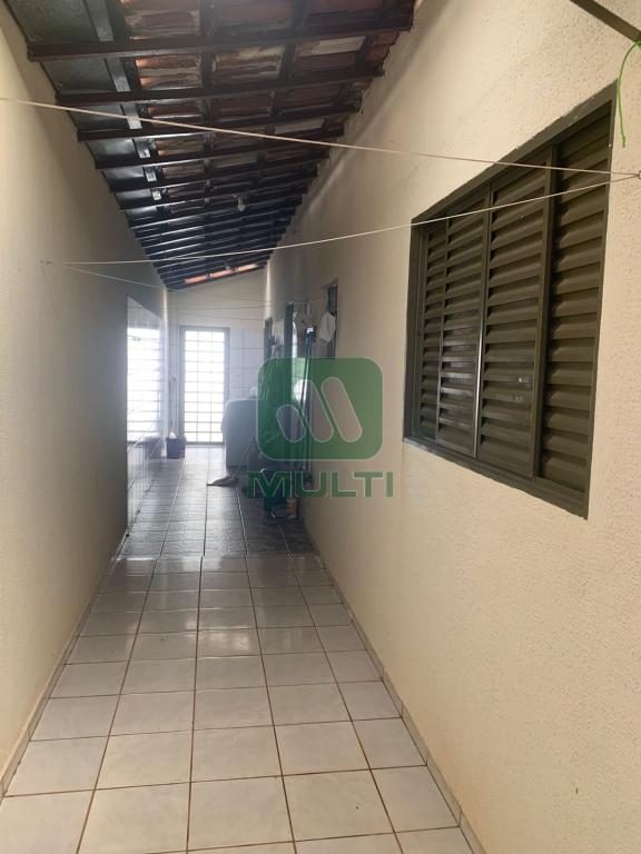 Casa à venda com 3 quartos, 200m² - Foto 19