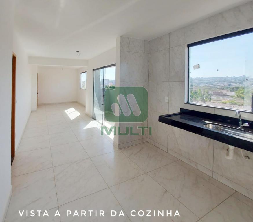 Apartamento à venda com 3 quartos, 80m² - Foto 4