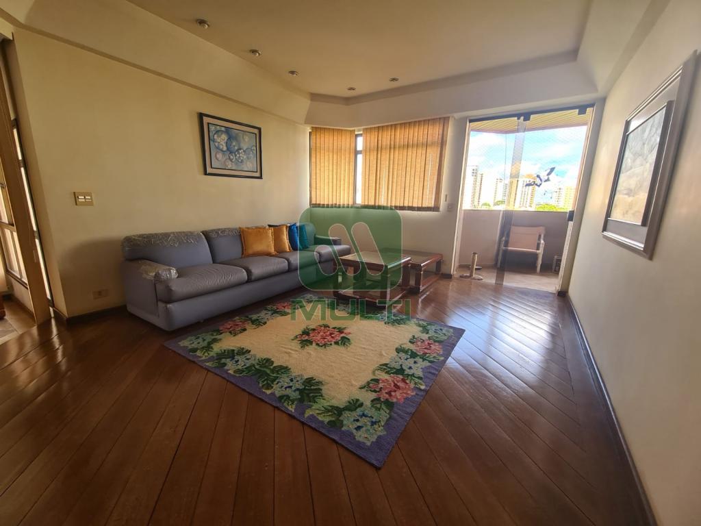 Apartamento à venda com 5 quartos, 280m² - Foto 1