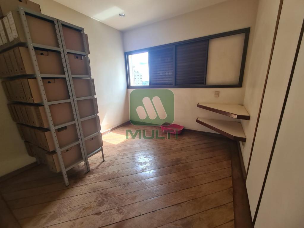 Apartamento à venda com 5 quartos, 280m² - Foto 11