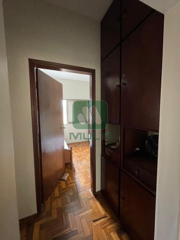 Casa à venda com 3 quartos, 181m² - Foto 10