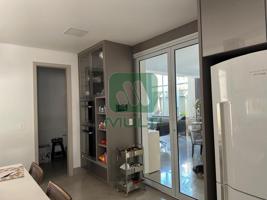 Casa de Condomínio à venda com 4 quartos, 412m² - Foto 10