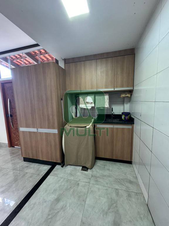 Casa à venda com 3 quartos, 160m² - Foto 5