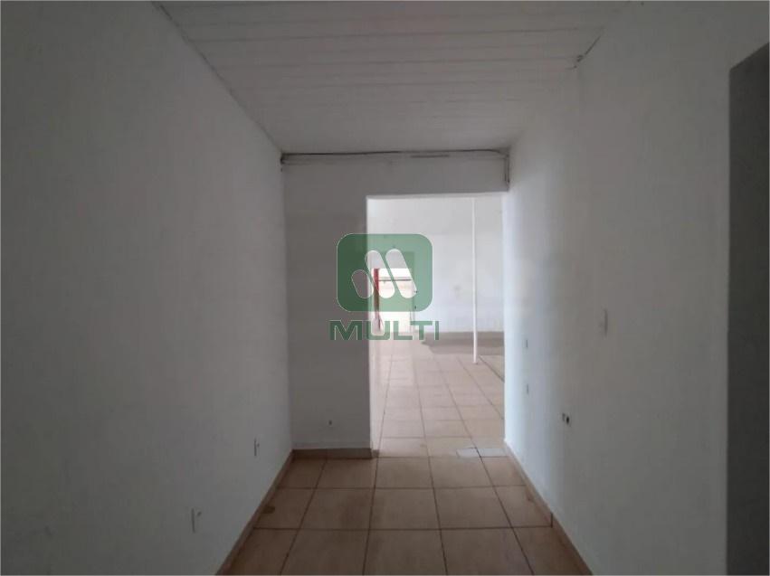 Prédio Inteiro à venda com 1 quarto, 248m² - Foto 6