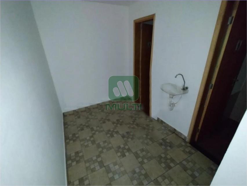 Prédio Inteiro à venda com 1 quarto, 248m² - Foto 12