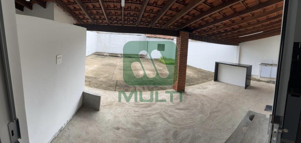 Casa à venda com 3 quartos, 166m² - Foto 13