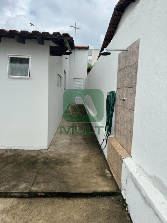 Casa à venda com 3 quartos, 166m² - Foto 15