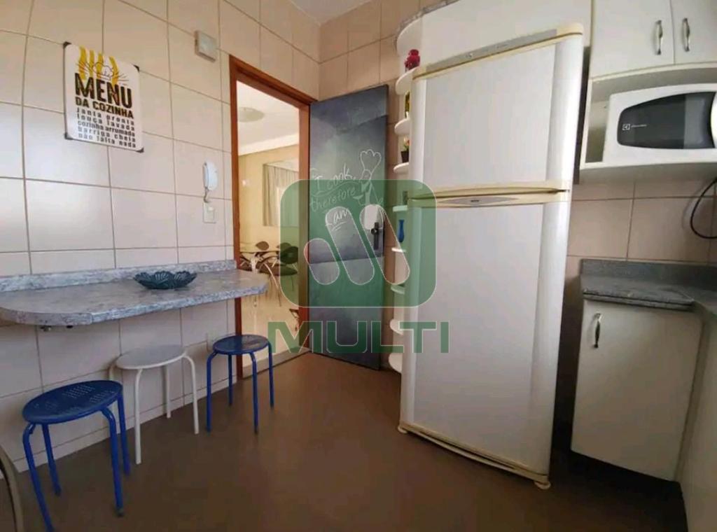 Apartamento à venda com 3 quartos, 93m² - Foto 6