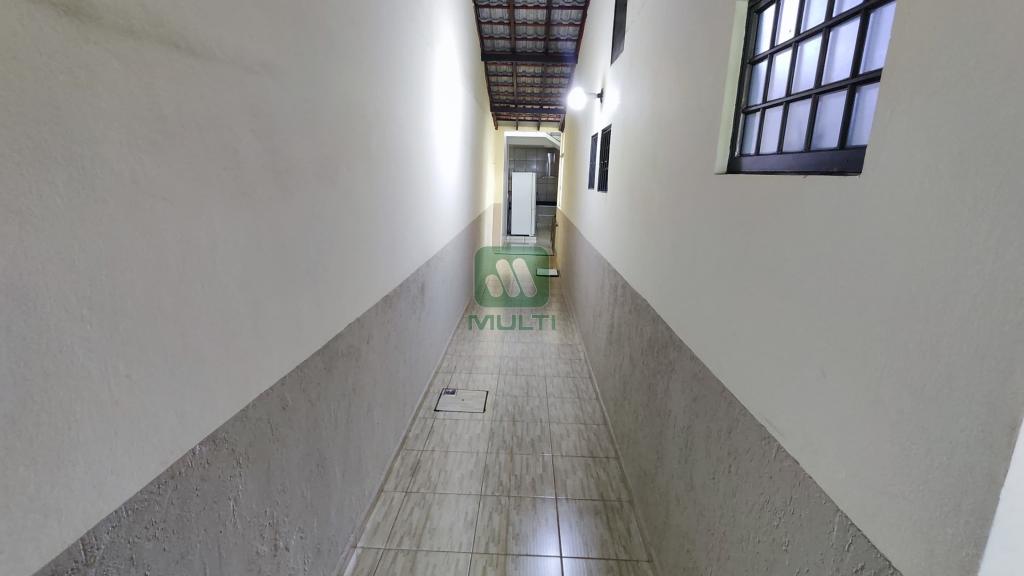 Casa à venda com 4 quartos, 300m² - Foto 20