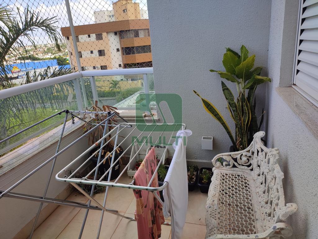 Apartamento à venda com 3 quartos, 90m² - Foto 8