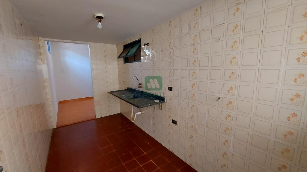 Casa à venda com 3 quartos, 93m² - Foto 8