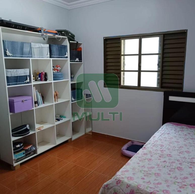 Casa à venda com 3 quartos, 180m² - Foto 6