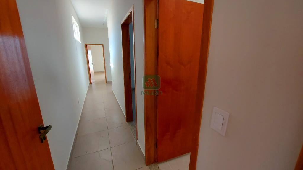 Casa à venda com 2 quartos, 130m² - Foto 5