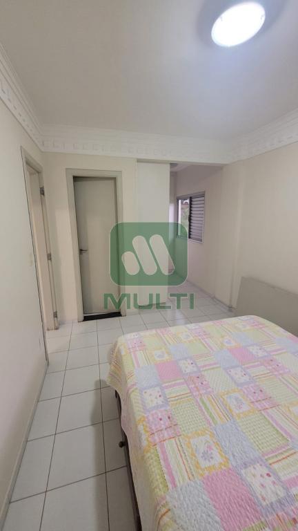 Apartamento à venda com 2 quartos, 72m² - Foto 10