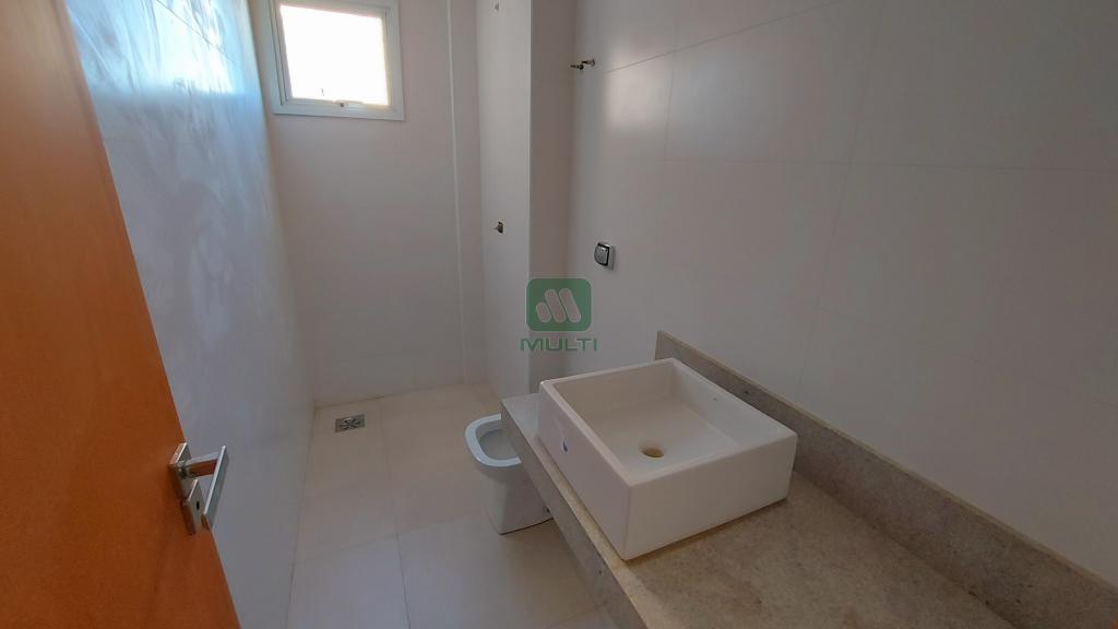 Apartamento à venda com 3 quartos, 208m² - Foto 10