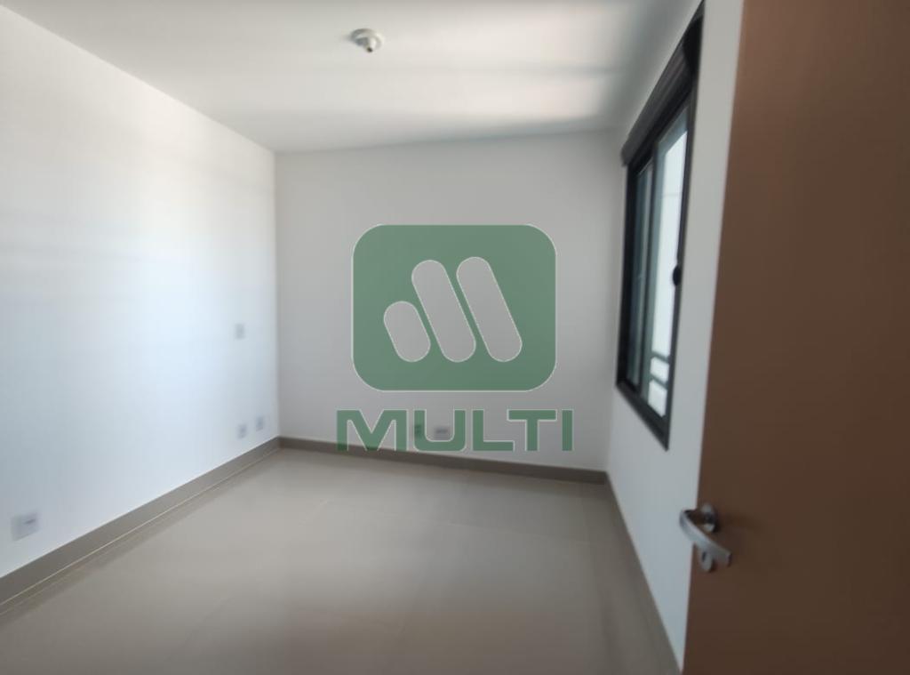 Apartamento à venda com 3 quartos, 117m² - Foto 8